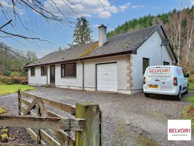 Farm for sale in Balnain, Scotland