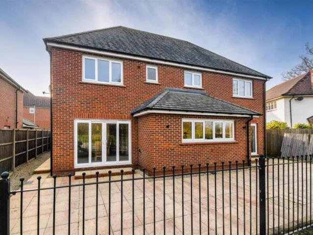Farm for rent in Compton, West Berkshire