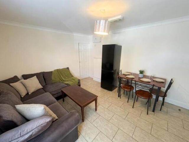 Farm for rent in Lillington, Warwick