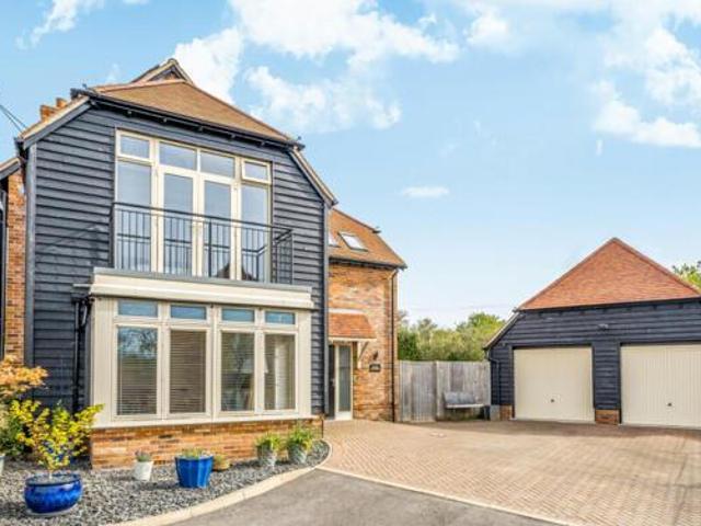House for rent in Lyons, Greater London