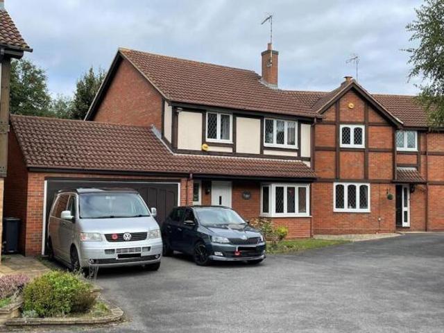 Farm for rent in Myton Park, Green Close