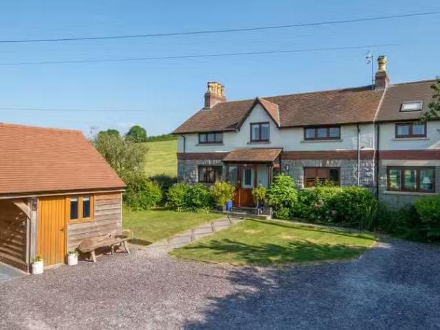 House for rent in East End, North Somerset