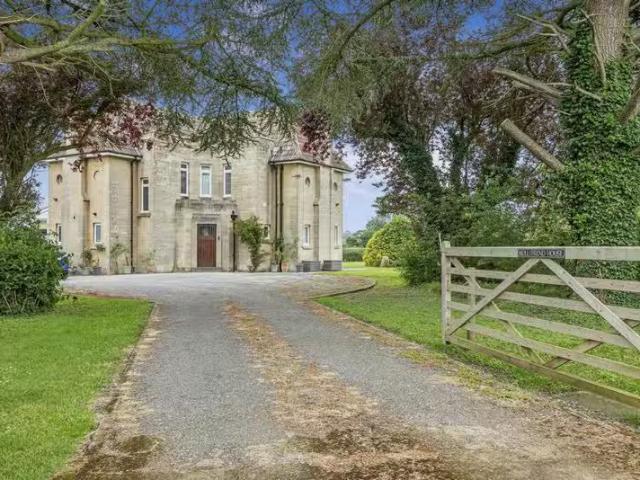 House for rent in Farmborough, Bath And North East Somerset