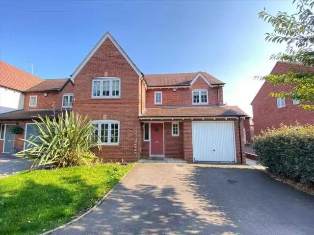 House for rent in Dickens Heath, Dickens Heath