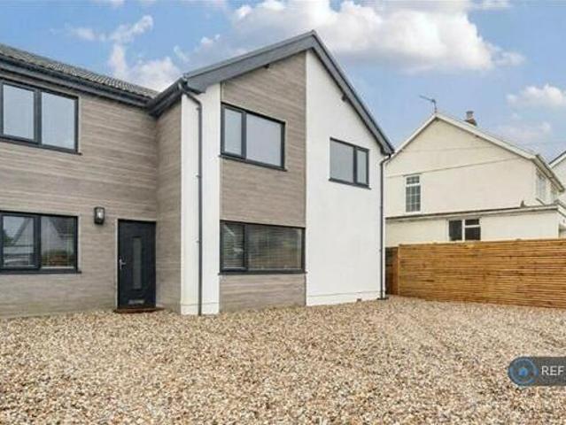 House for rent in Lyons, Greater London