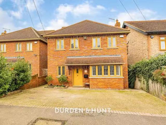 House for rent in Debden Green, Epping