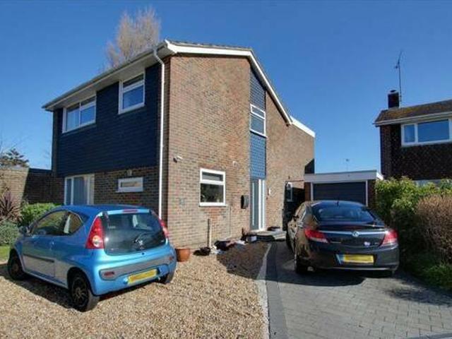 House for rent in West Sussex