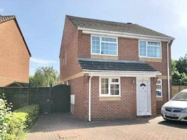 House for rent in Lyons, Greater London