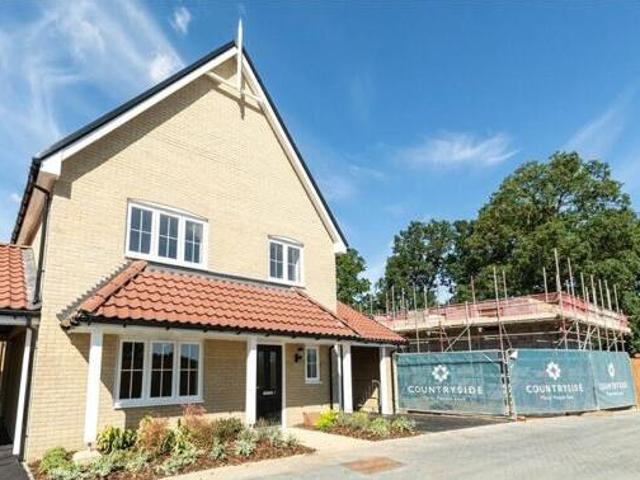 House for rent in Lyons, Greater London