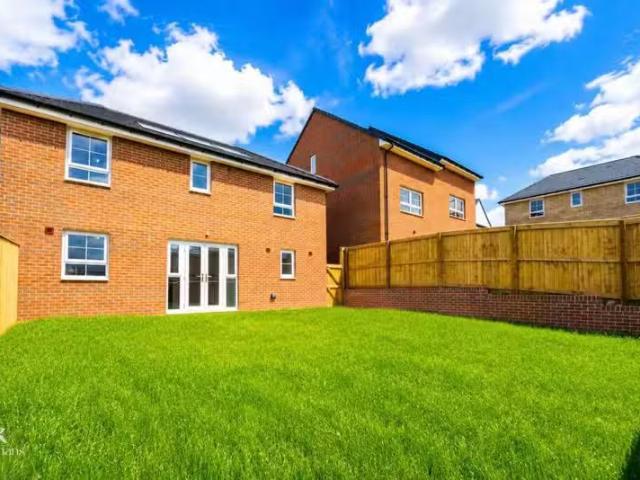 House for rent in Livesey