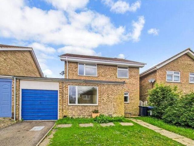 House for rent in Perryfields, West Sussex