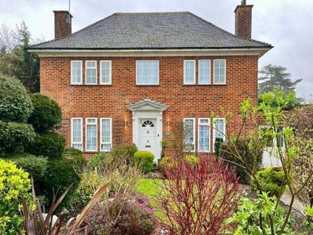 House for rent in Bushey, Hertsmere