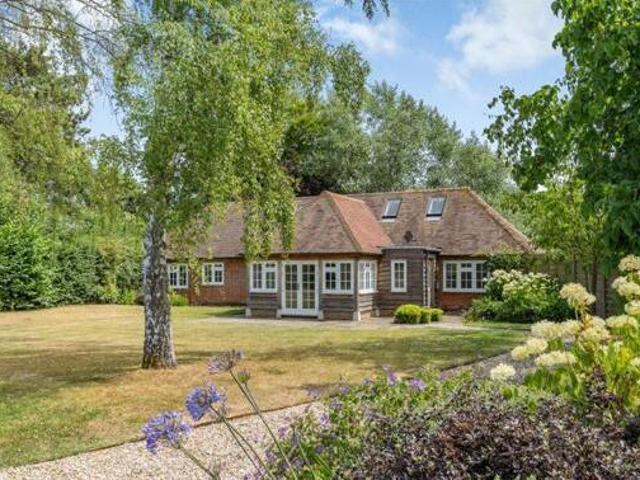 House for rent in The Bridge, Kent
