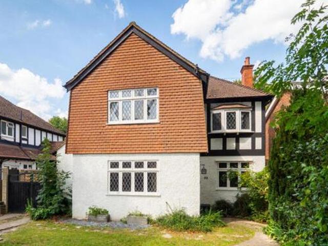 House for rent in Surrey, England
