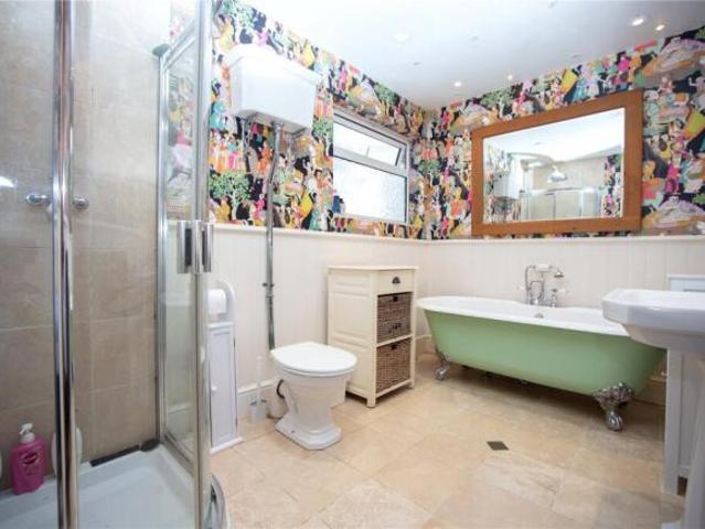 Farm for rent in Golden Valley, Gloucestershire