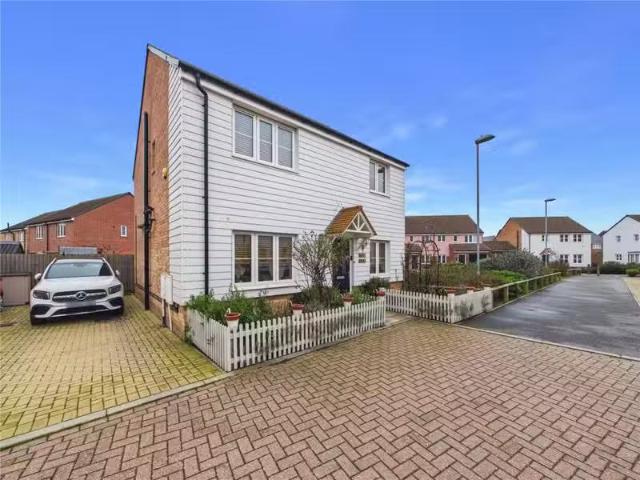 House for rent in Fordham Heath, Essex