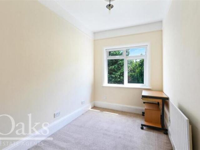 Farm for rent in London Borough of Croydon, Addiscombe