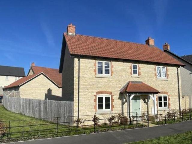 House for rent in Lyons, Greater London