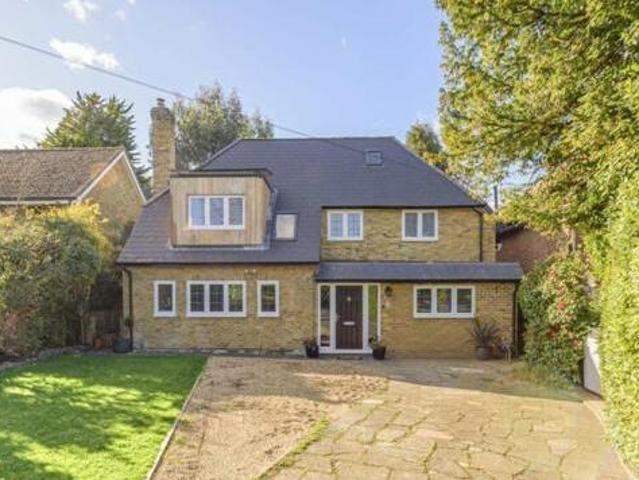 House for sale in Chessington