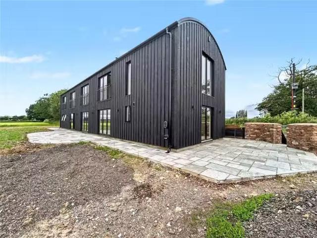 House for rent in Budlake, Devon