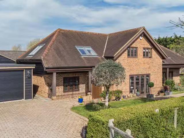 House for rent in Pottersheath, King's Walden