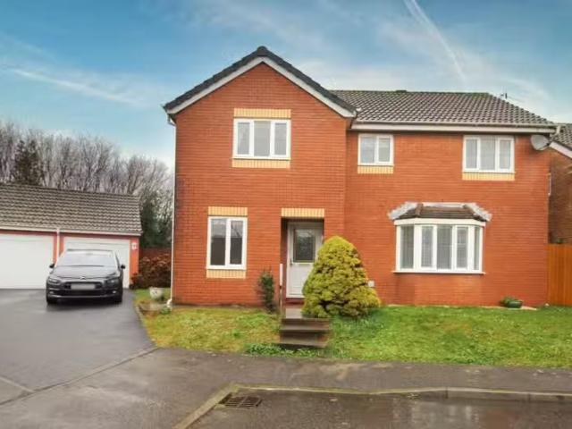 House for rent in Pontyclun, Wales