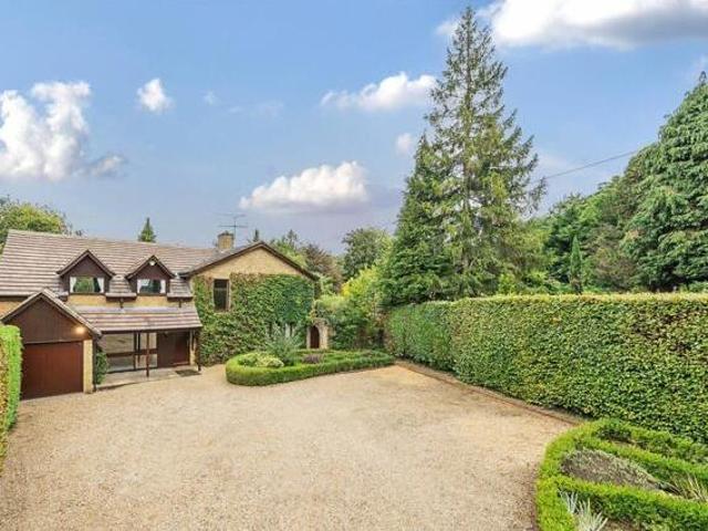 House for sale in Surrey, England