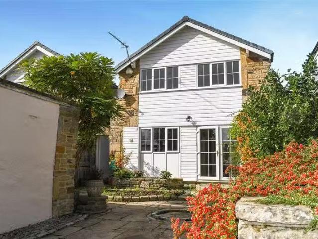 House for rent in Baildon, West Yorkshire