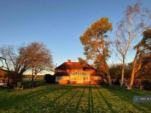 House for rent in Oad Street, Kent