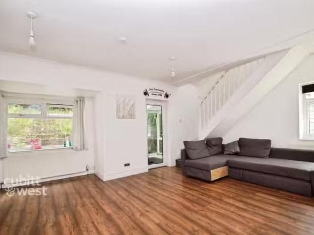 House for rent in Hillview, Surrey