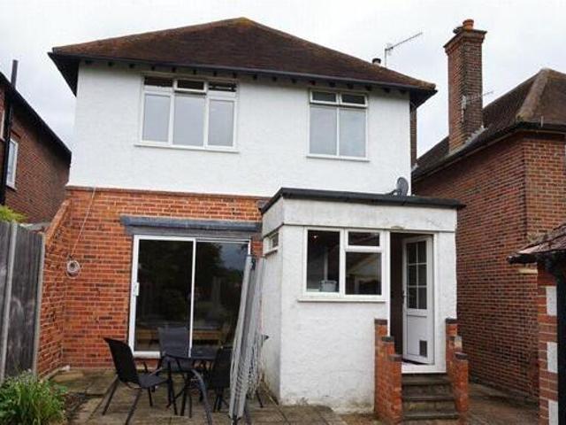House for rent in Worplesdon, Westborough
