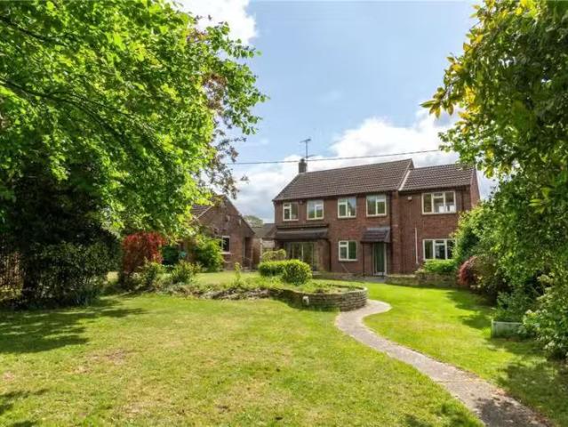House for rent in Chipping Hill, Essex