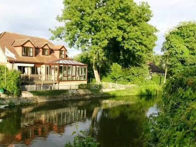 House for sale in Lyons, Greater London