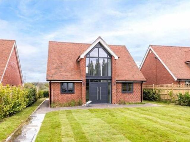 House for rent in Horsham, West Sussex