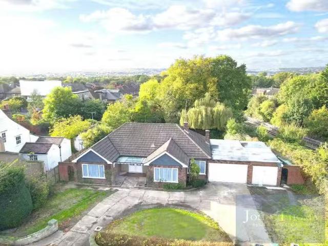 House for rent in Chigwell, Epping
