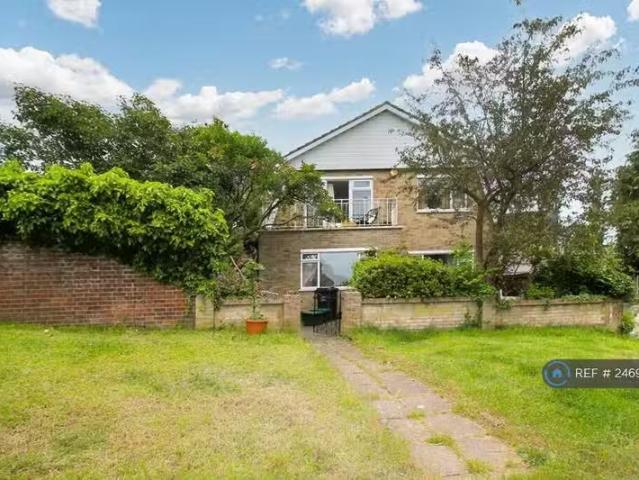 House for rent in Bickley, Shortlands