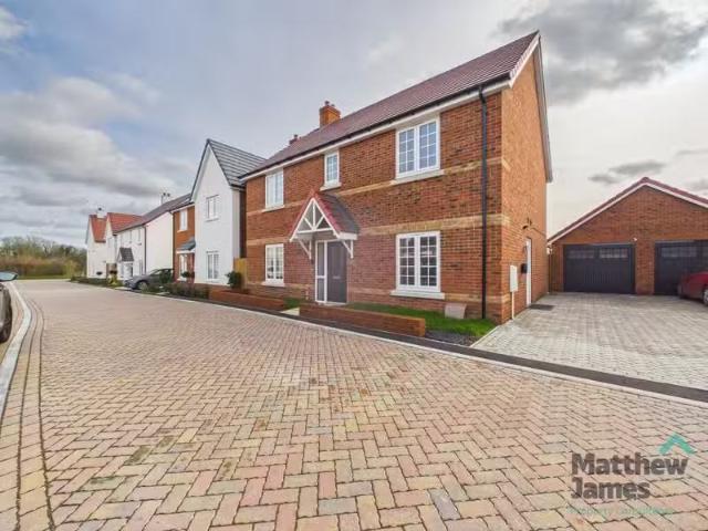 House for rent in Chelmondiston, Suffolk