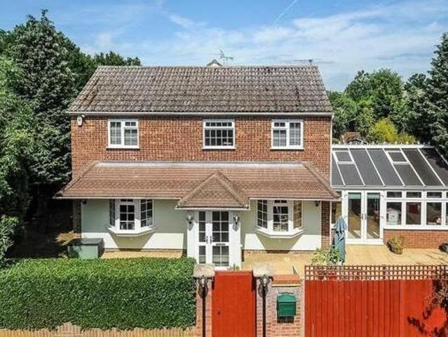 House for rent in Lyons, Greater London