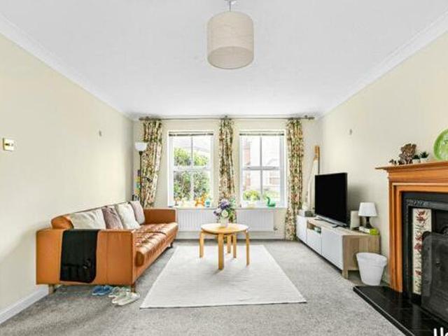 House for rent in Kingston Upon Thames, Greater London