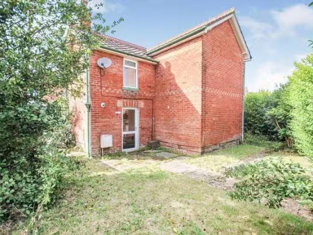 House for rent in North Kensington, Greater London