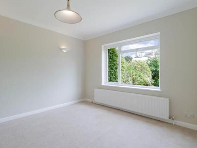 Farm for rent in Golden Valley, Gloucestershire
