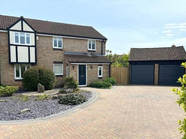 House for rent in Lyons, Greater London