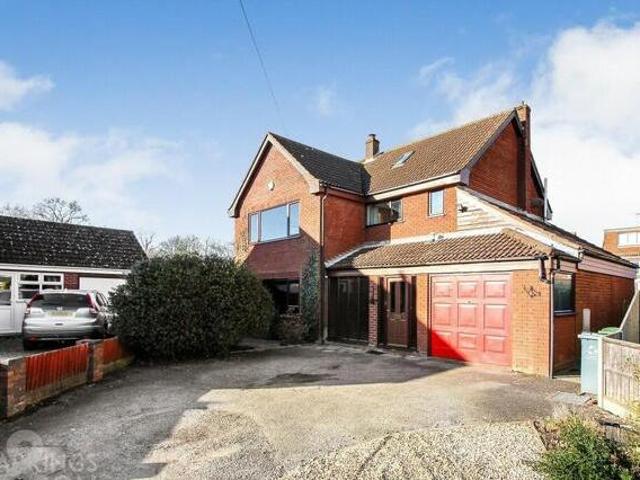 House for rent in Lyons, Greater London