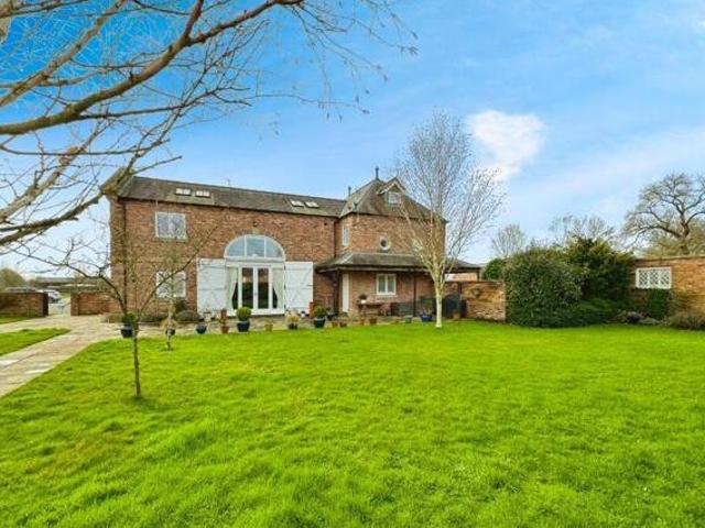 House for rent in Lyons, Greater London