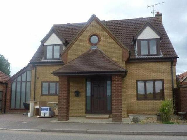 House for rent in Lyons, Greater London