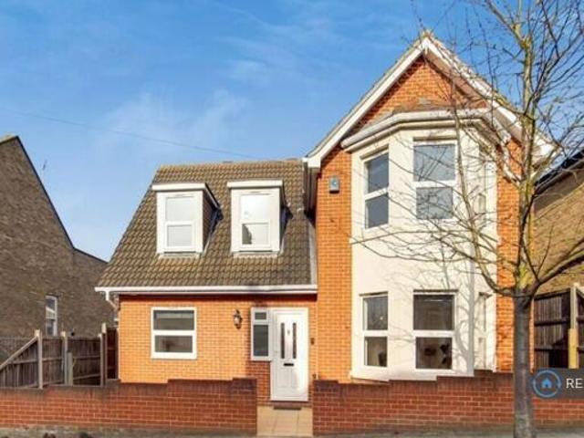 House for rent in Lyons, Greater London
