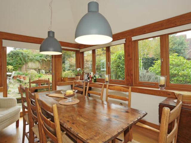 Farm for rent in Sandown Park, Kent