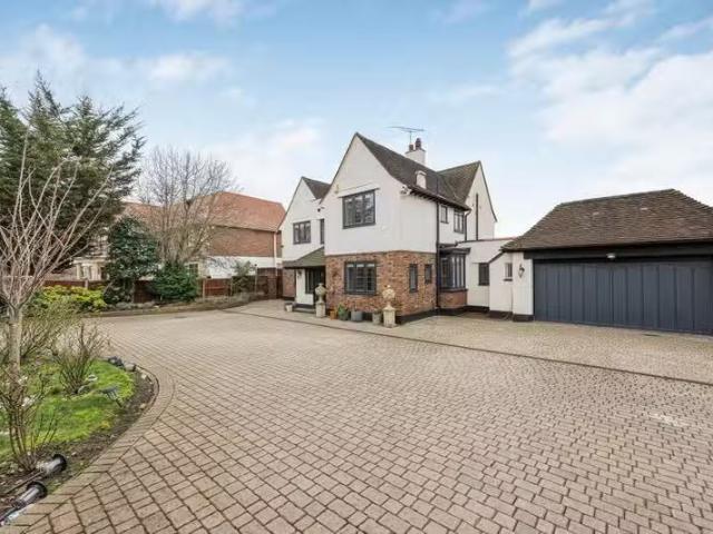 House for rent in Chigwell, Epping