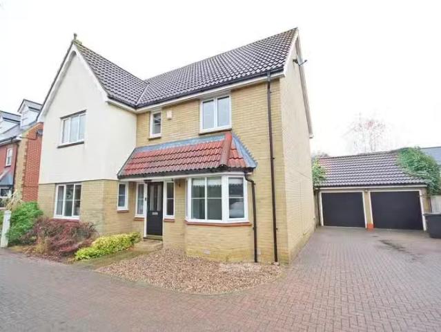 House for rent in Chipping Hill, Essex