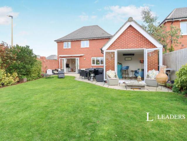 Farm for rent in Hatton Heath, Cheshire